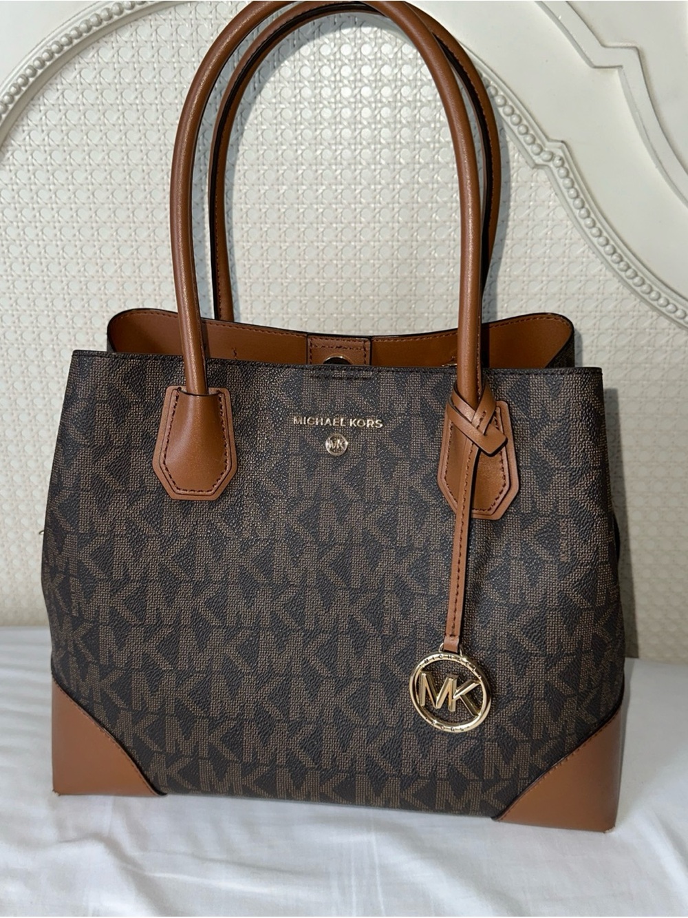Michael Kors Mercer Gallery Satchel Tote with Brown Leather/Gold Hardware
